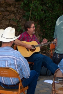 Greg Teaching at the Auburn Bluegrass Festival